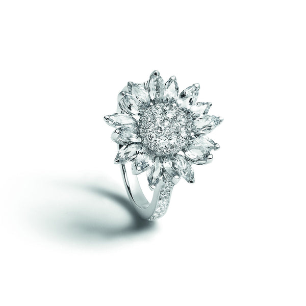 asprey Daisy Heritage Ring in 18ct White Gold with Diamonds