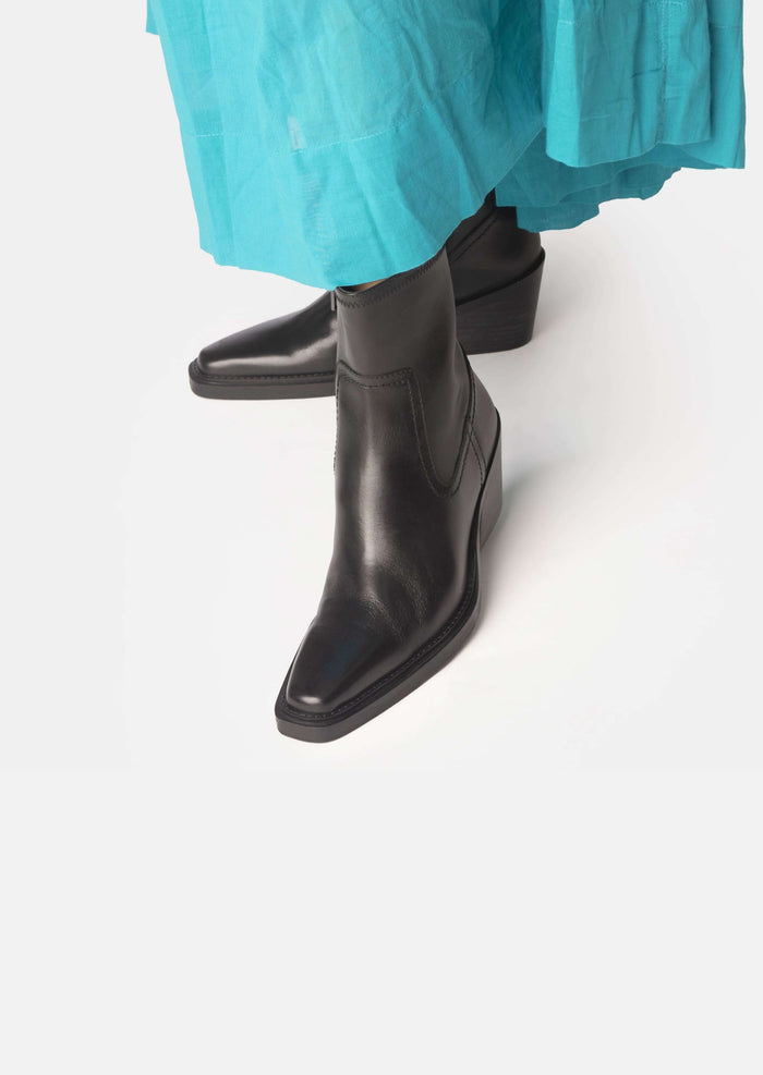 Asra Monroe Black Western Boot