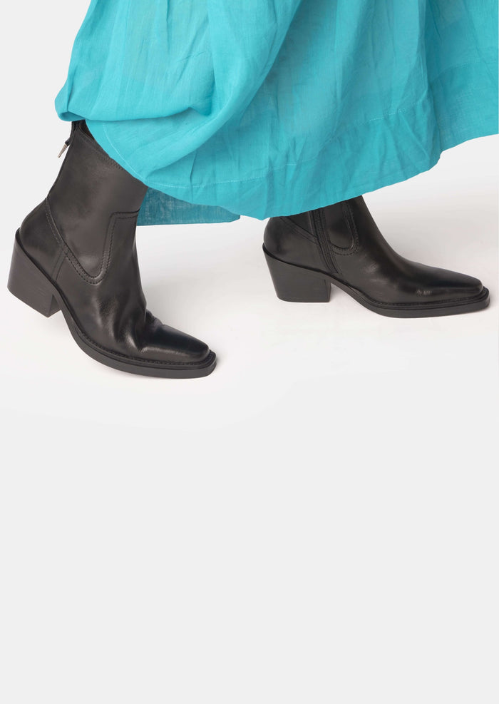 Asra Monroe Black Western Boot