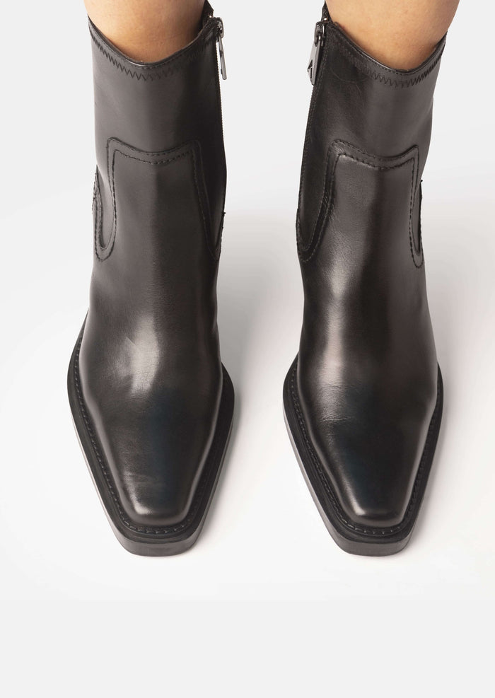 Asra Monroe Black Western Boot