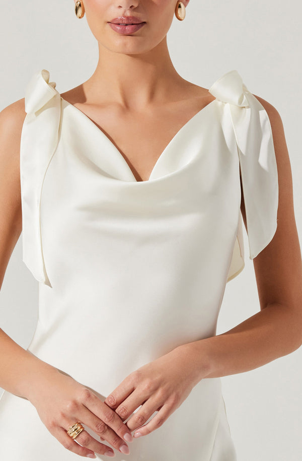 Astr The Label Allexina Satin Midi Dress