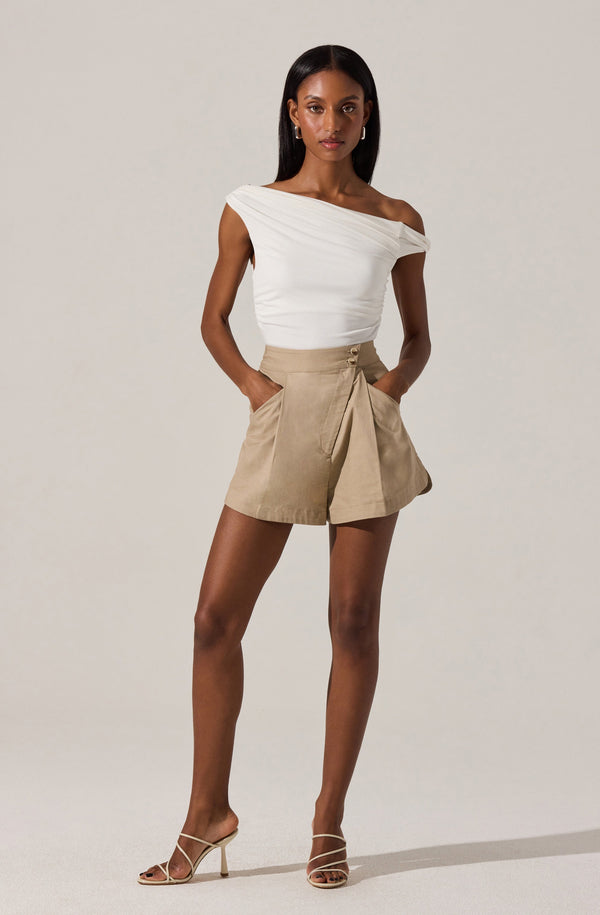 Astr The Label Asymmetric Linen Shorts