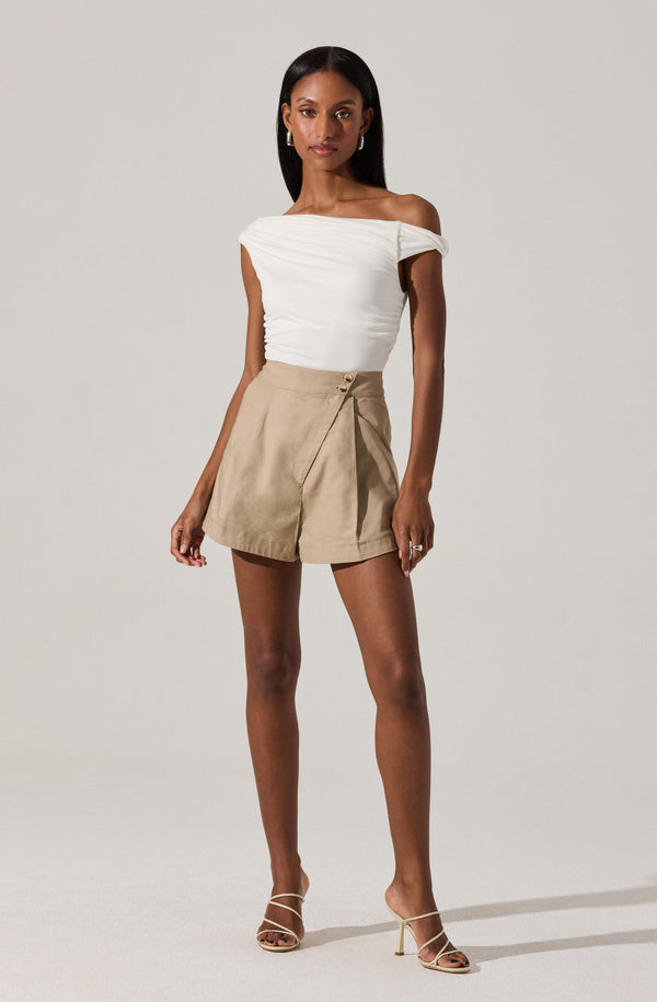 Astr The Label Asymmetric Linen Shorts