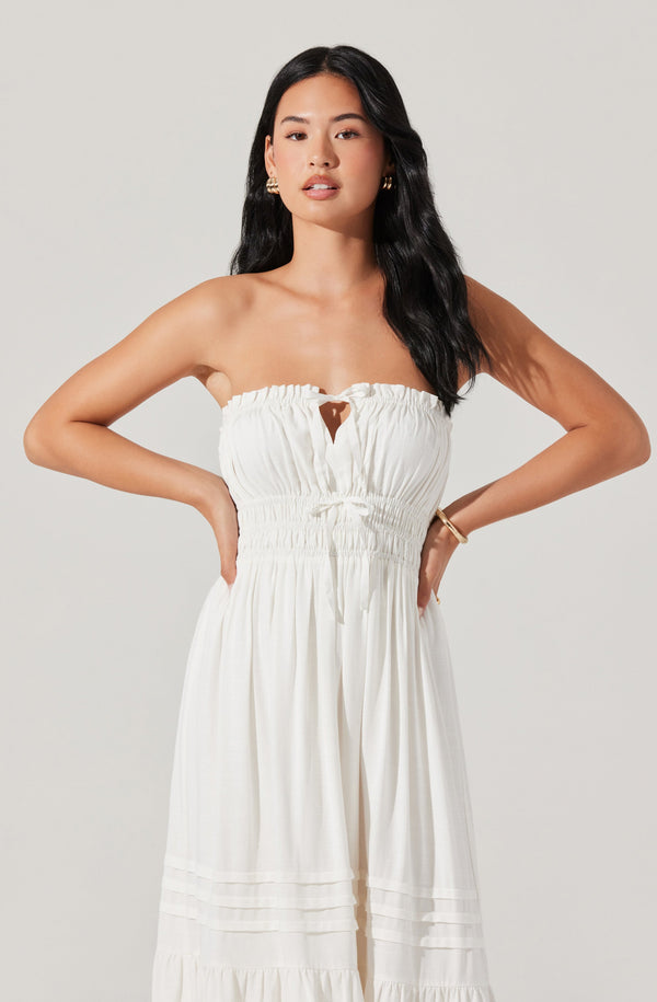 Astr The Label Aubrie Strapless Smocked Midi Dress