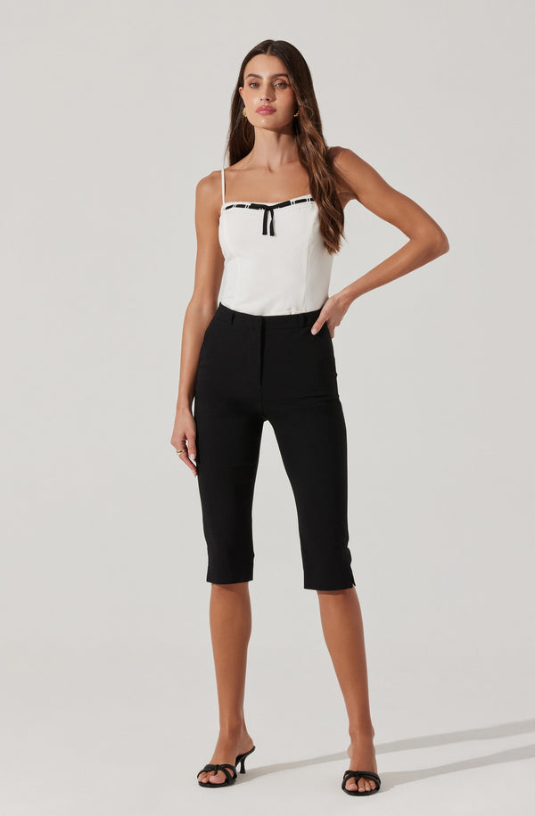 Astr The Label Cardin Slim Fit Capri Pants