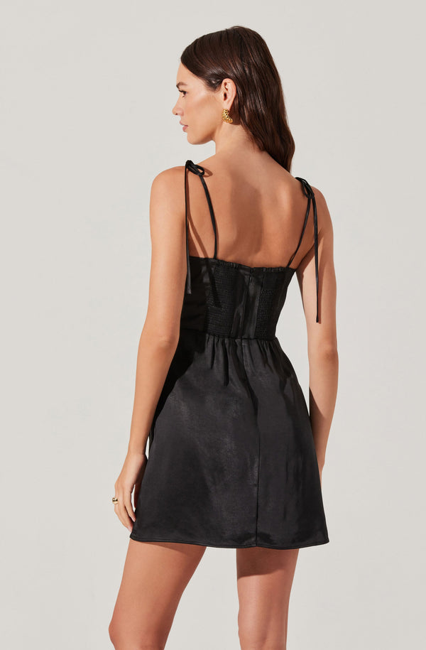 Astr The Label Cerelia 3D Floral Mini Dress
