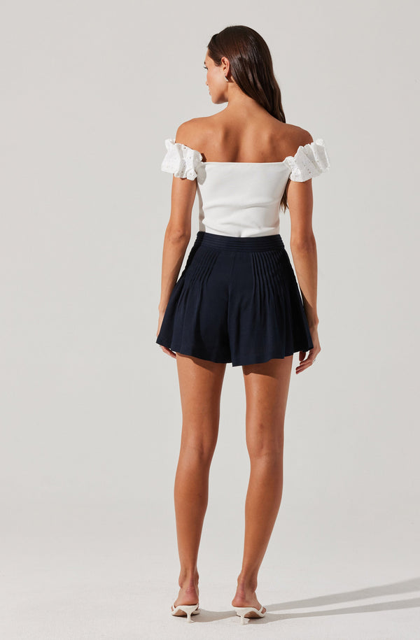 Astr The Label Ciro Linen-Blend Shorts