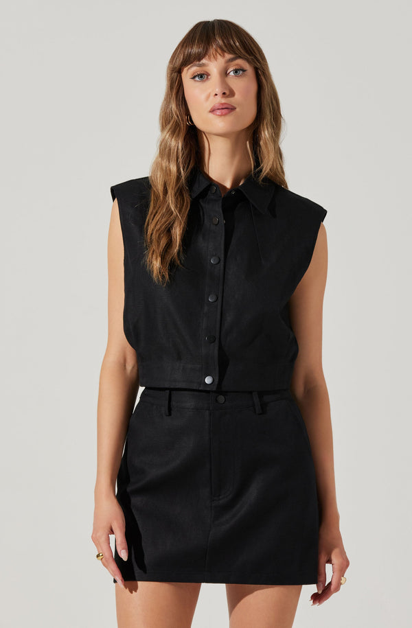 Astr The Label Eula Collared Cropped Vest