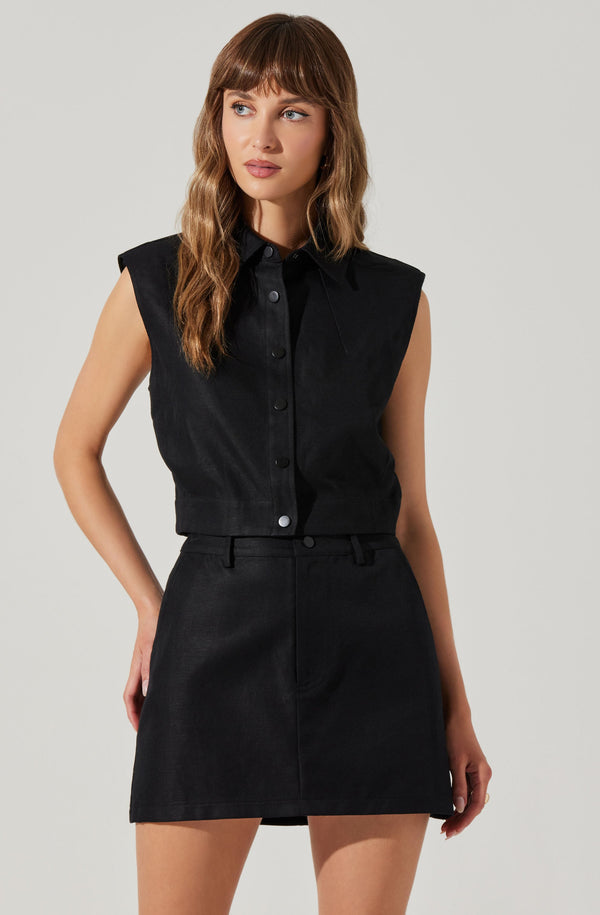 astr the label Eula Collared Cropped Vest