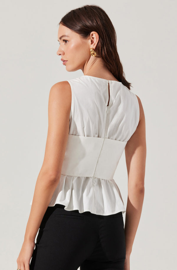 Astr The Label Isela Sleeveless Crossover Top