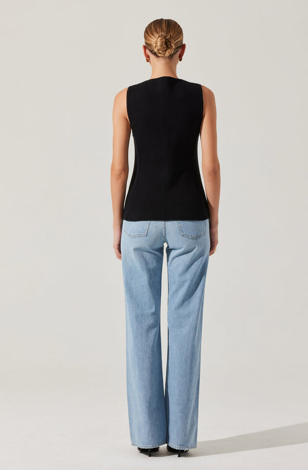 Astr The Label Jayce V-Neck Sweater Vest