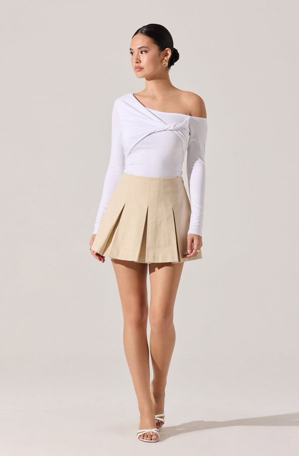 Astr The Label Kora Twist Front Top