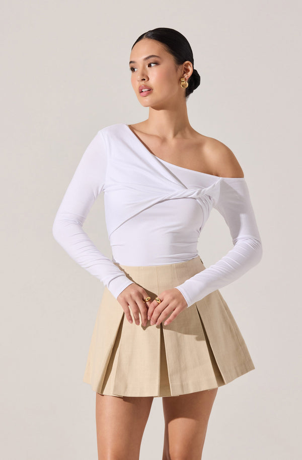 Astr The Label Kora Twist Front Top