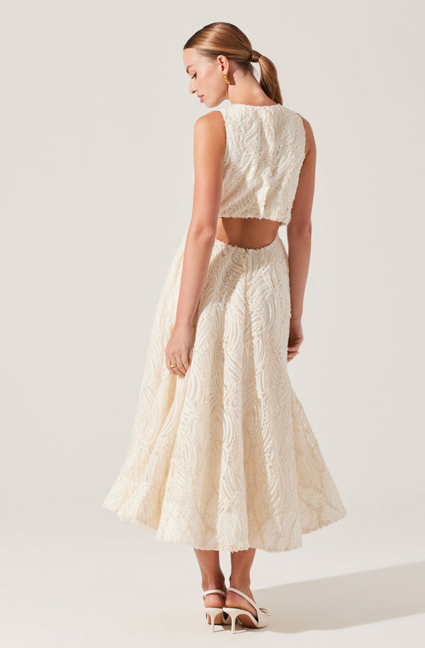 Astr The Label Lillemor 3D Textured Midi Dress