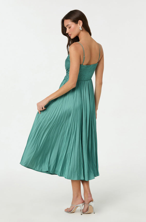Astr The Label Maeve Pleated Midi Dress