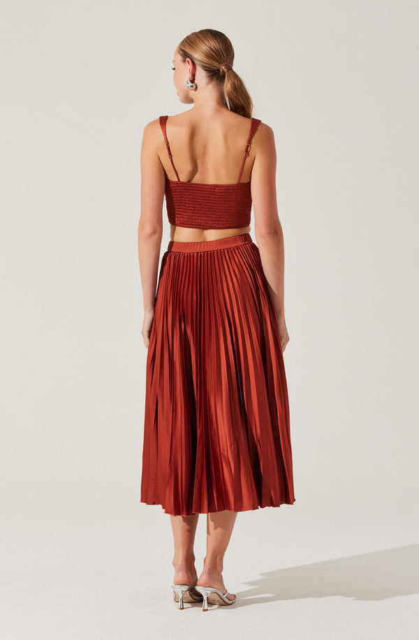 Astr The Label Satin Pleated Crop Top