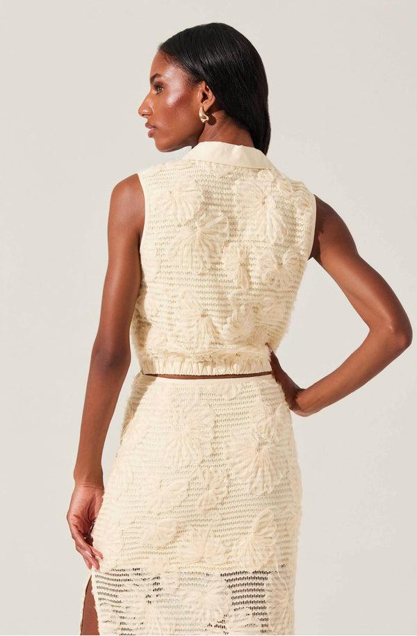 Astr The Label Sol Textured Floral Knit Top