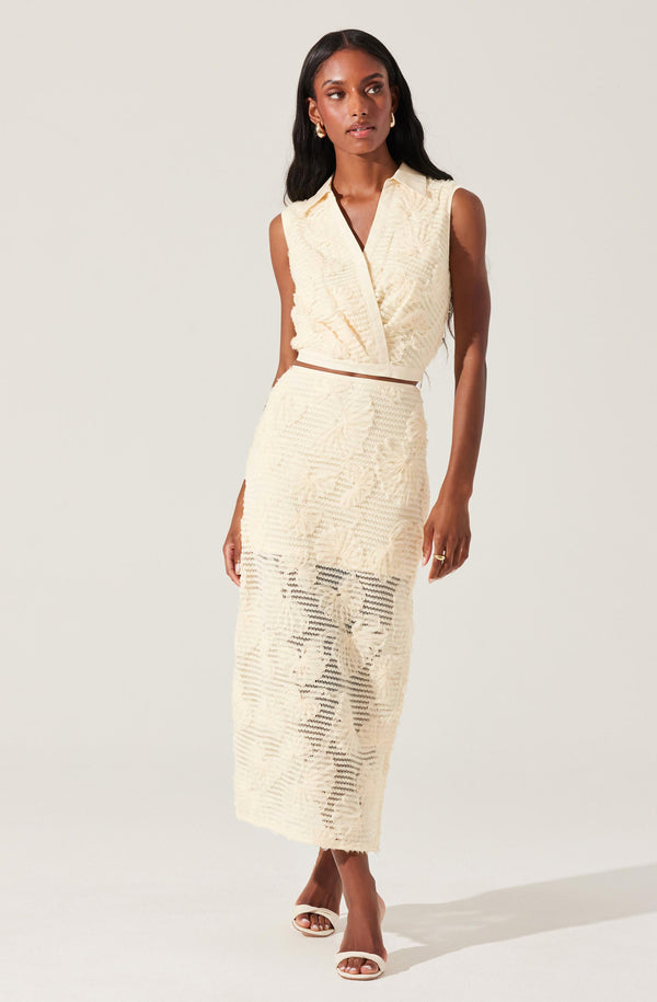 Astr The Label Sol Textured Floral Knit Top