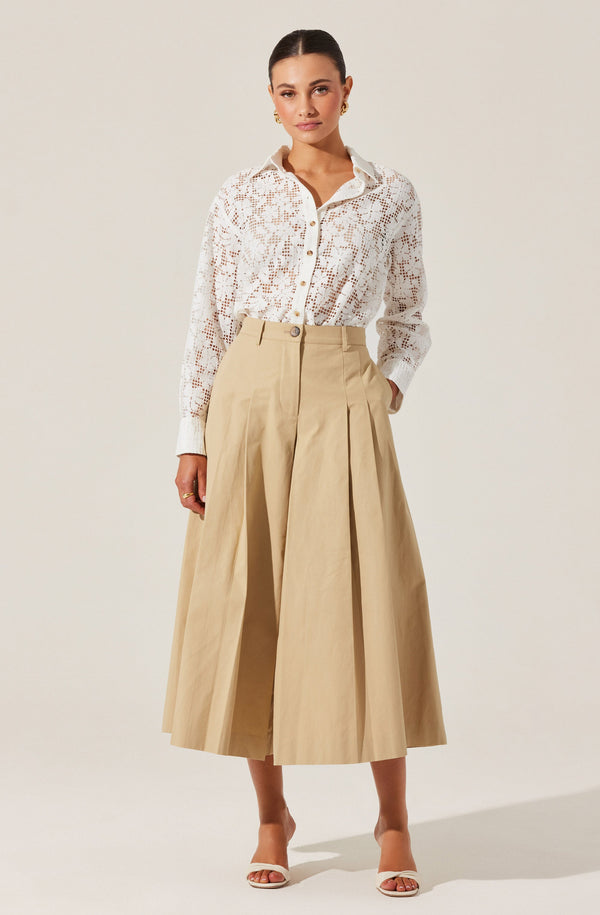 Astr The Label Tisa Floral Lace Top