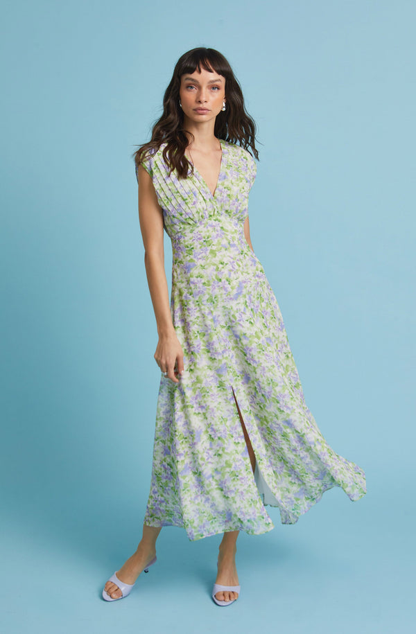 astr the label V-Neck Pleated Midi Dress