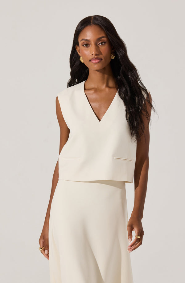 Astr The Label V-neck Tailored Sleeveless Top