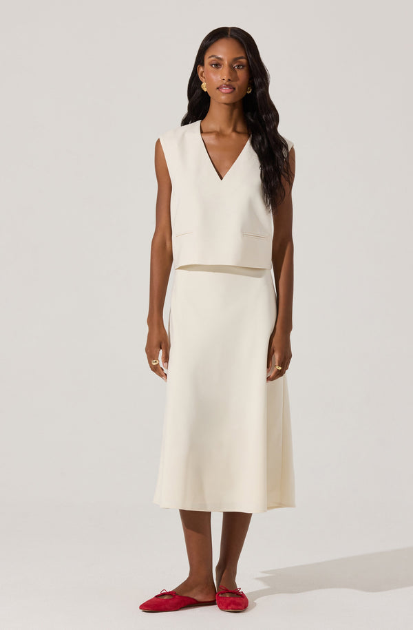 Astr The Label V-neck Tailored Sleeveless Top