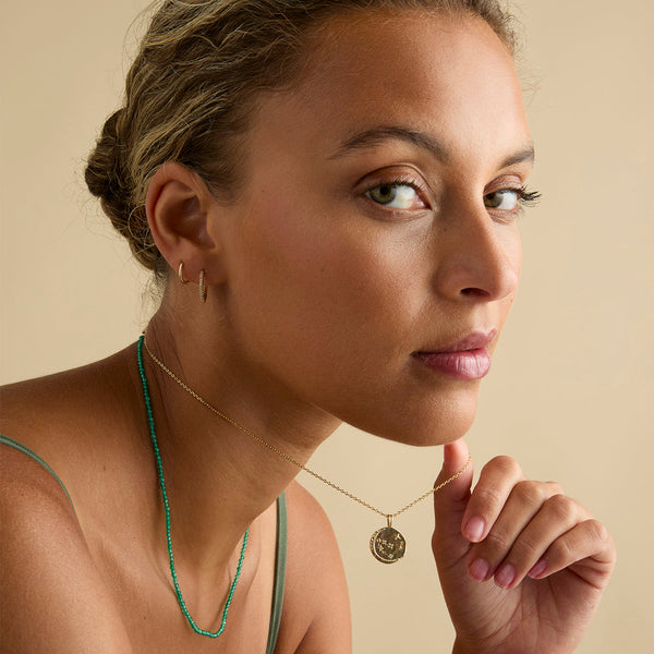 Astrid & Miyu Agate May Beaded Birthstone Necklace In Solid Gold