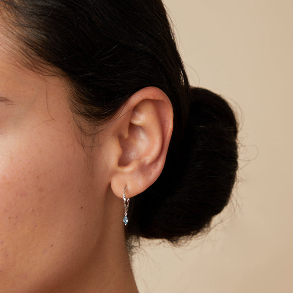 Astrid & Miyu Alexandrite Charm Twist Huggies In Solid White Gold