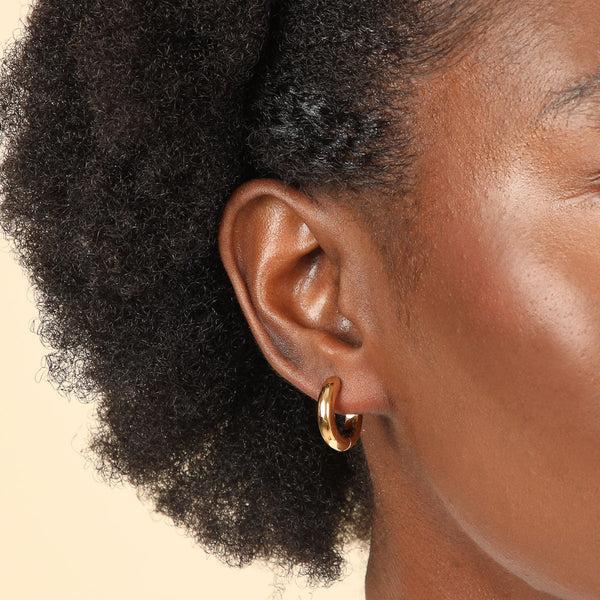 Astrid & Miyu Bold Medium Hoops In Gold