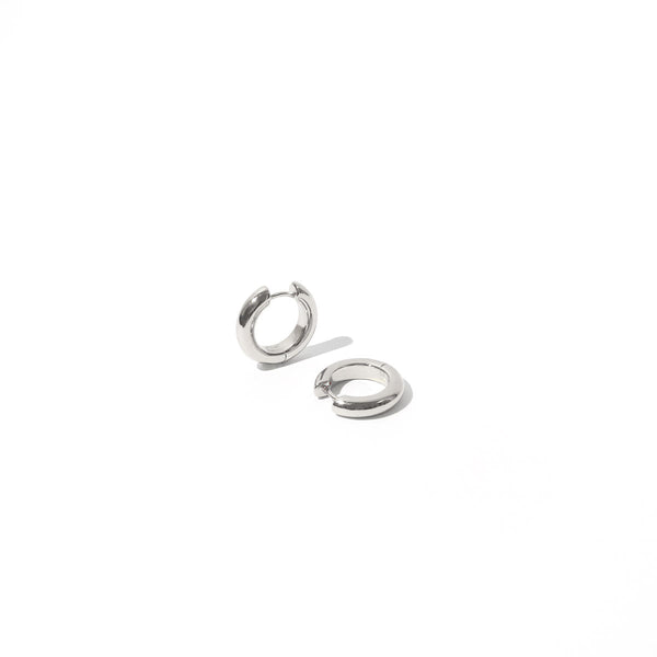 Astrid & Miyu Bold Medium Hoops In Silver