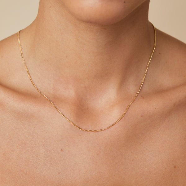 Astrid & Miyu Bold Miyu Chain Necklace In Solid Gold