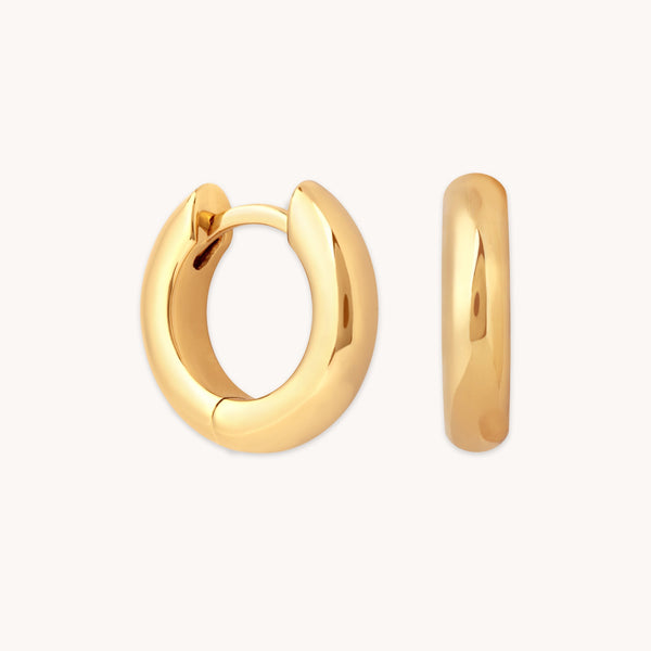 astrid & miyu Bold Small Hoops in Gold