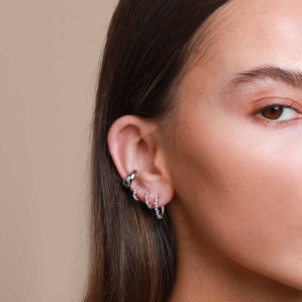 Astrid & Miyu Cluster Hoop 8mm In Silver