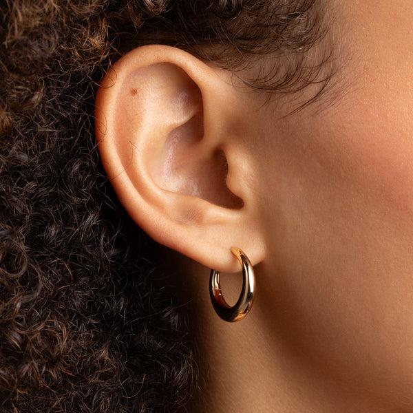 Astrid & Miyu Dome Medium Hoops In Gold