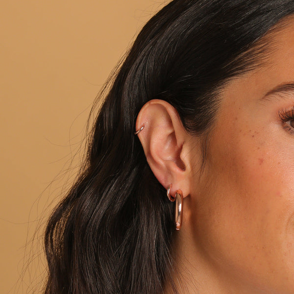 Astrid & Miyu Essential 6.5mm Hoop In Rose Gold