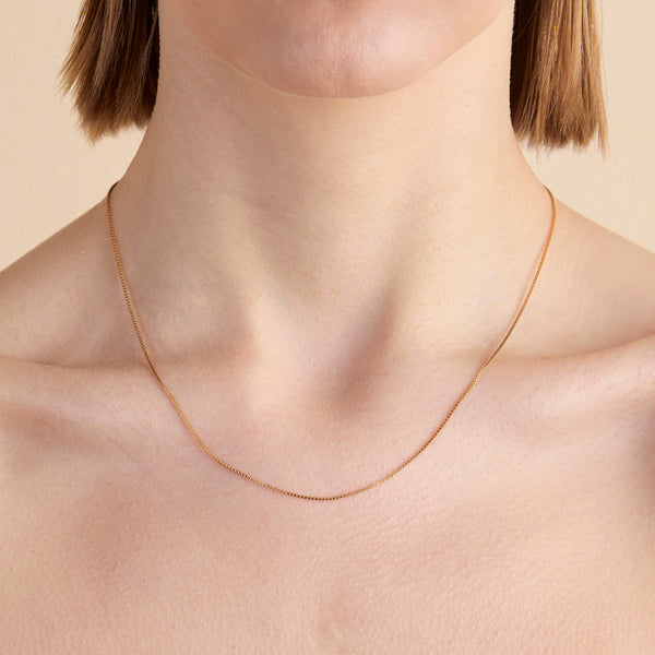 Astrid & Miyu Essential Box Chain Necklace In Gold