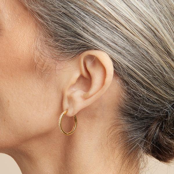 Astrid & Miyu Essential Crystal Medium Hoops In Gold