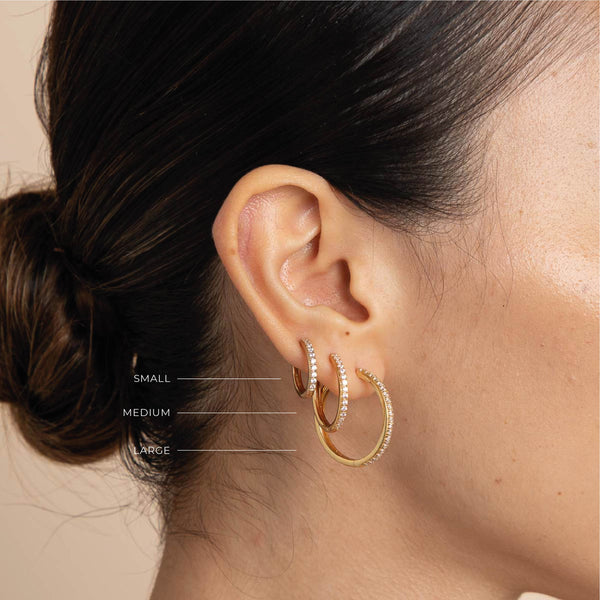 Astrid & Miyu Essential Crystal Medium Hoops In Gold