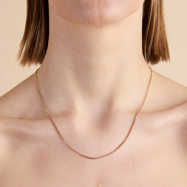 Astrid & Miyu Essential Curb Chain Necklace In Gold