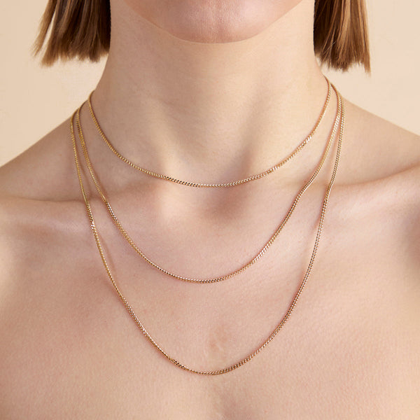 Astrid & Miyu Essential Curb Chain Necklace In Gold