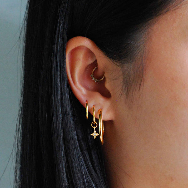 Astrid & Miyu Essential Large Hoops In Gold