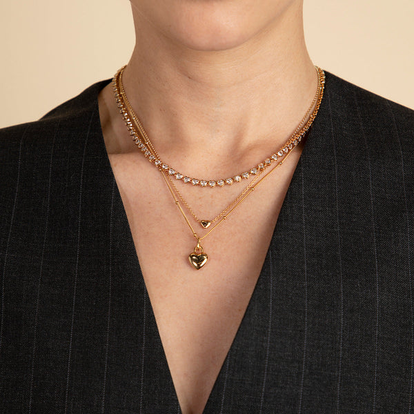 Astrid & Miyu Heart Bezel Tennis Necklace In Gold