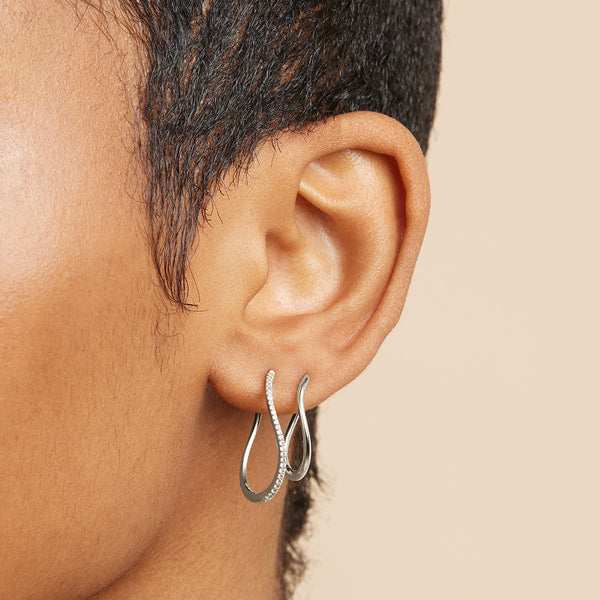 Astrid & Miyu Infinite Hoops In Solid White Gold