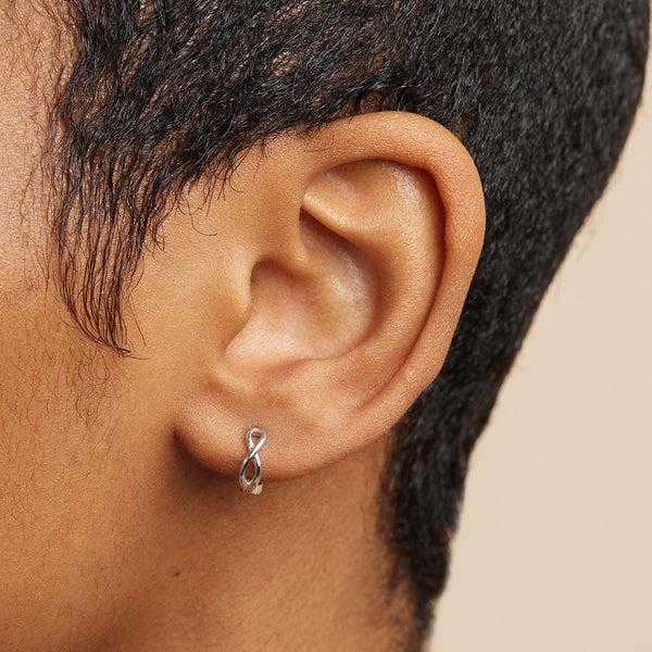 Astrid & Miyu Infinite Huggies In Solid White Gold