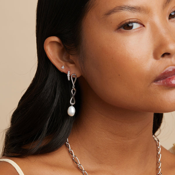 Astrid & Miyu Infinite Pearl Drop Studs In Silver