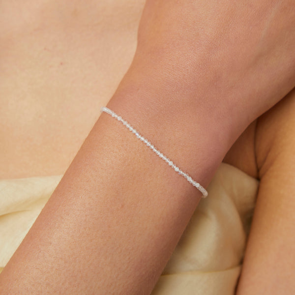 Astrid & Miyu Moonstone Gemstone Gift Set In 9k Gold