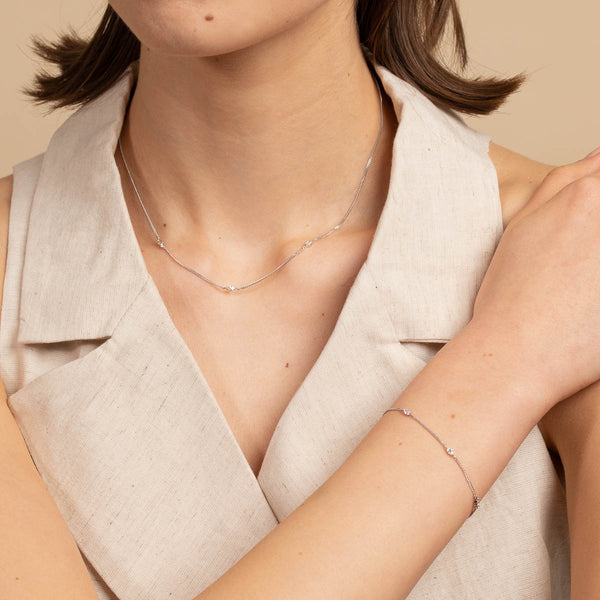 Astrid & Miyu Navette Crystal Gift Set In Silver