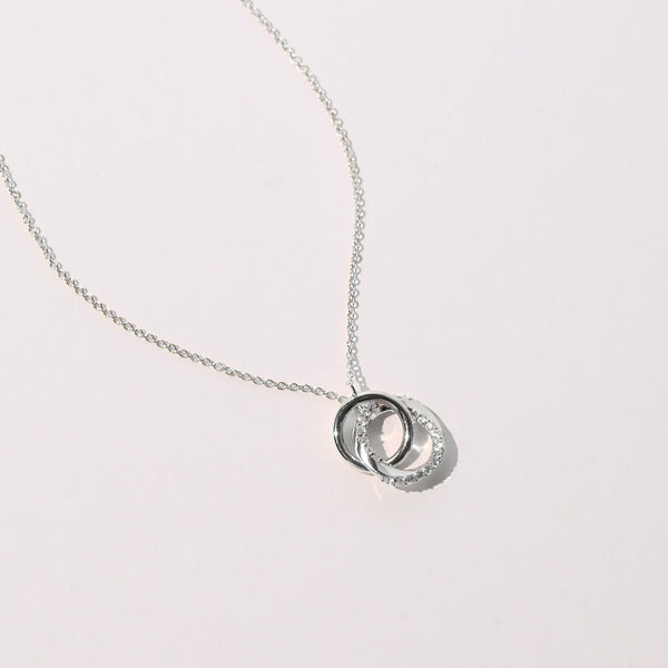 Astrid & Miyu Orbit Crystal Chain Necklace In Silver