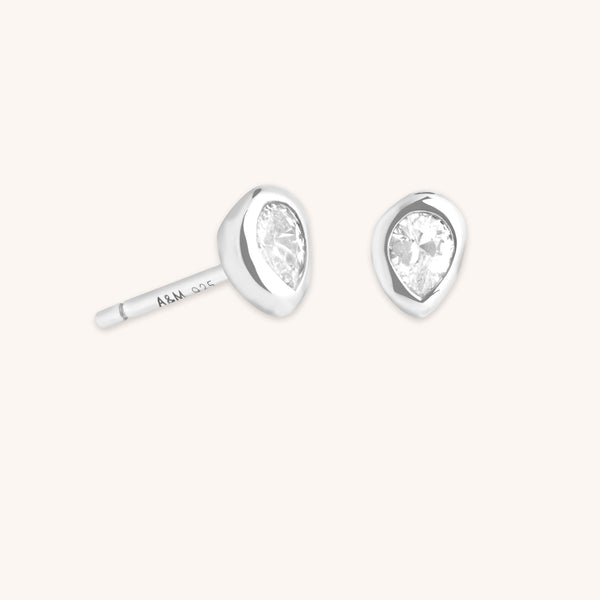 astrid & miyu Pear Crystal Bezel Studs in Silver
