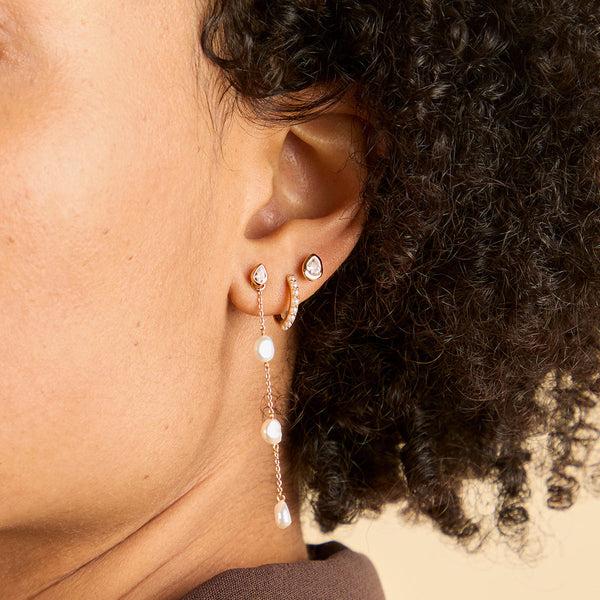 Astrid & Miyu Pearl Chain Drop Studs In Gold